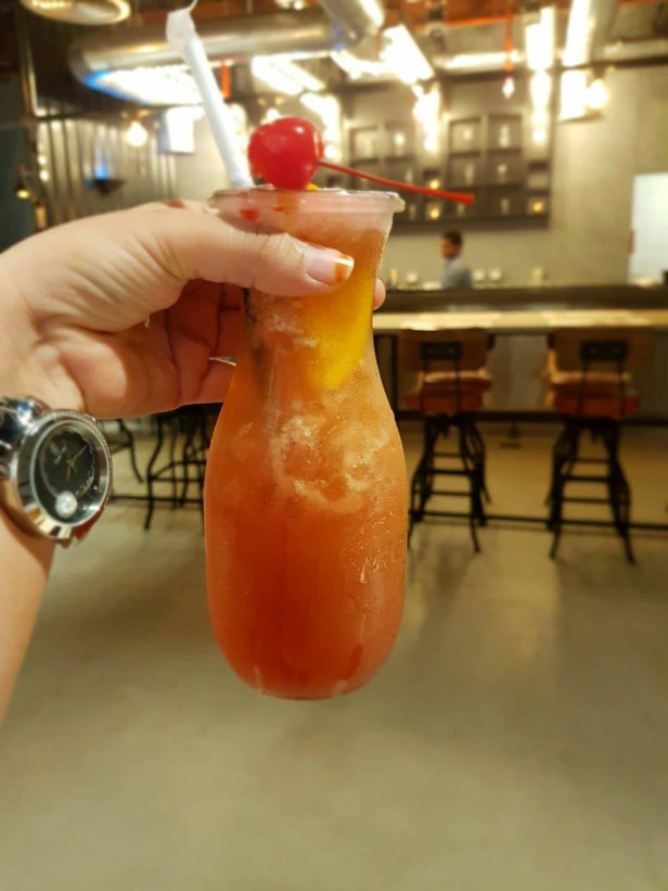 22497134_2042000212697016_237976986_o