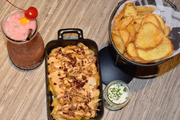 22532178_2042000362697001_1757913628_o