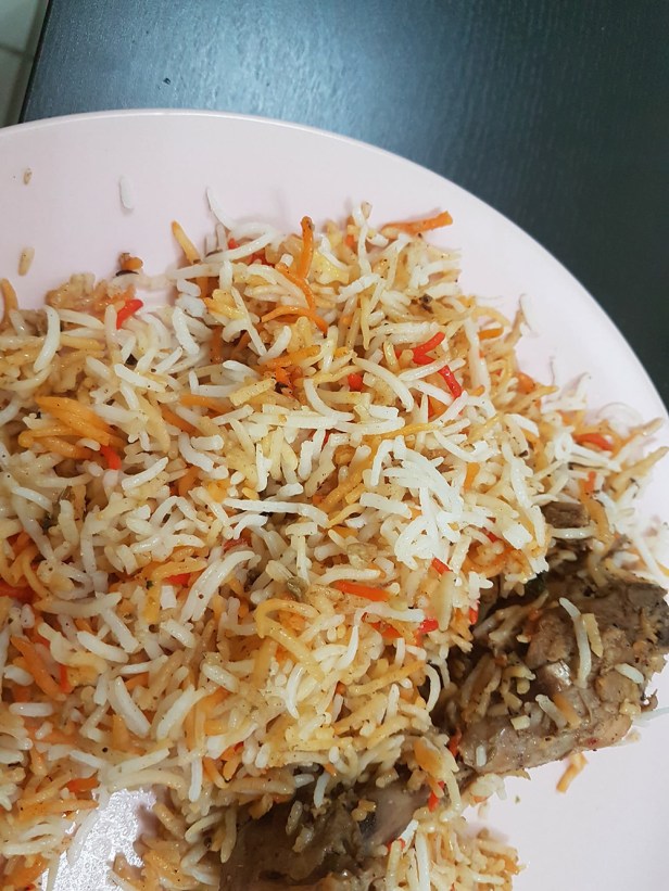 27329944_2089228314640872_857578666_o