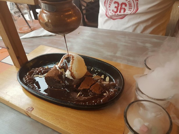 28876272_158576398179332_1537549188_o