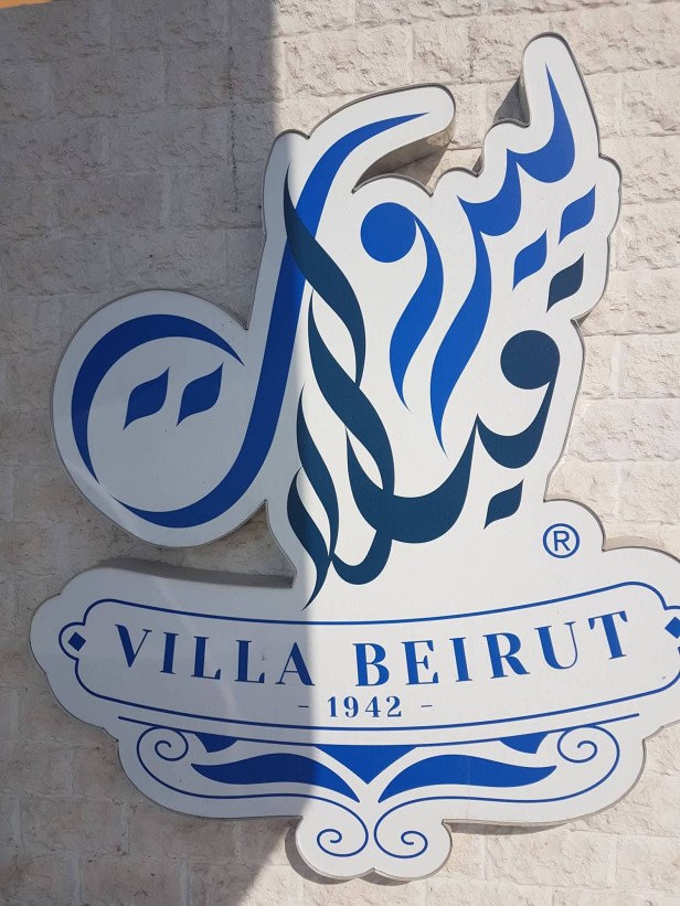 35943761_191325878237717_4505193197676265472_n