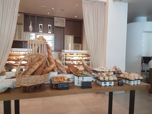 42545070_2170059226582284_2431527547729608704_n